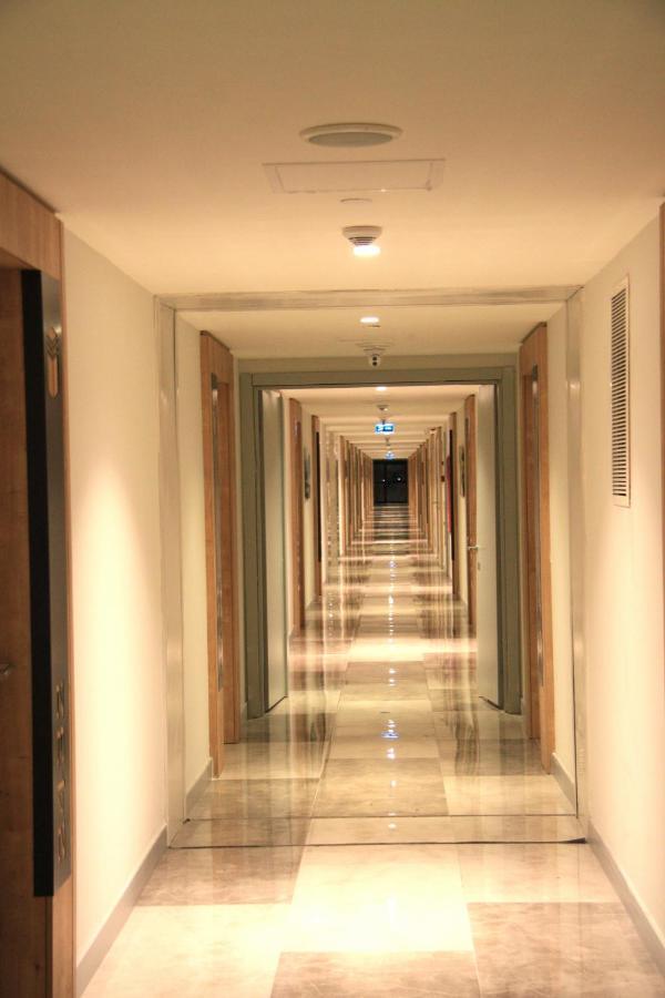 Orbi City Suite With Sea View Batumi Esterno foto