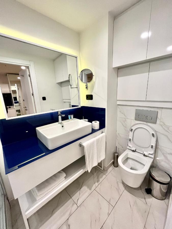 Orbi City Suite With Sea View Batumi Esterno foto