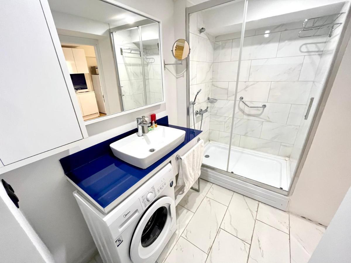 Orbi City Suite With Sea View Batumi Esterno foto