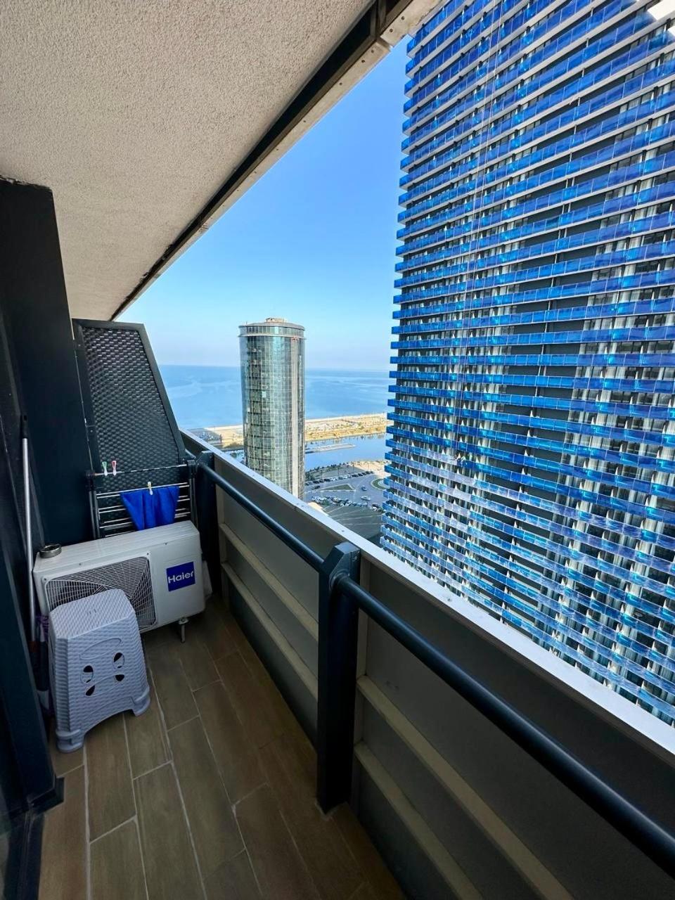 Orbi City Suite With Sea View Batumi Esterno foto