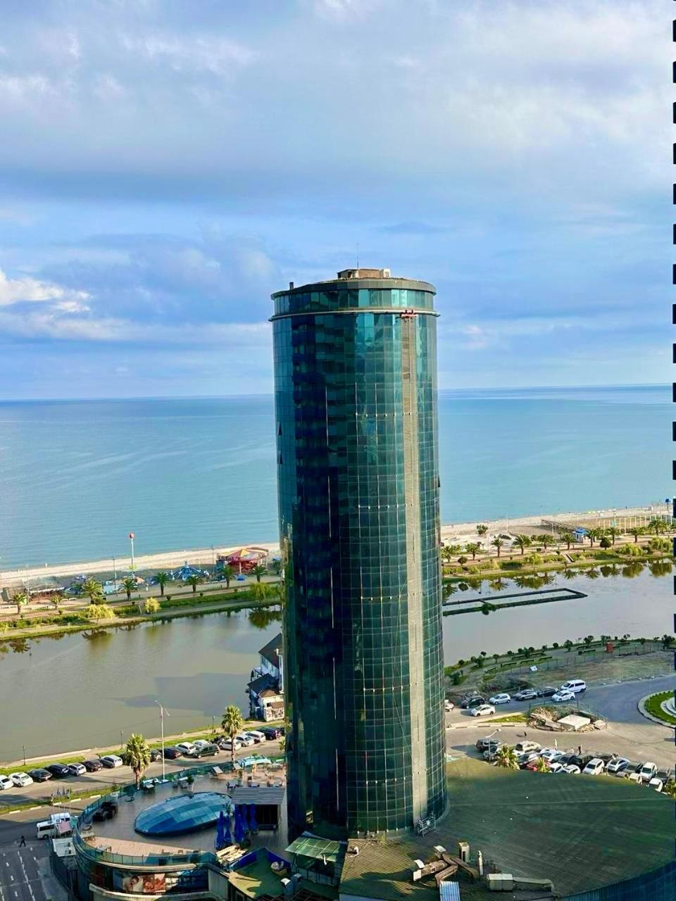 Orbi City Suite With Sea View Batumi Esterno foto