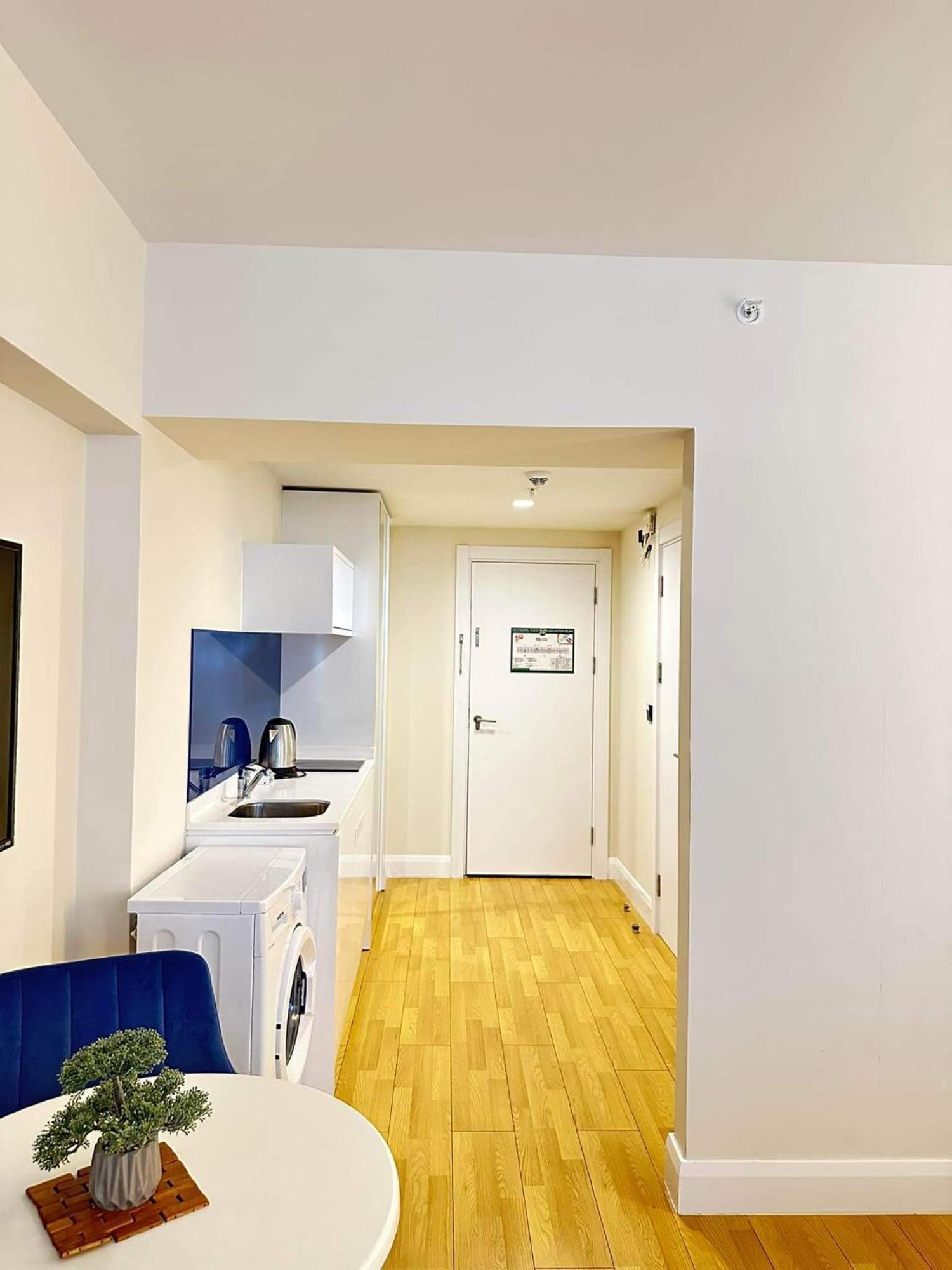 Orbi City Suite With Sea View Batumi Esterno foto