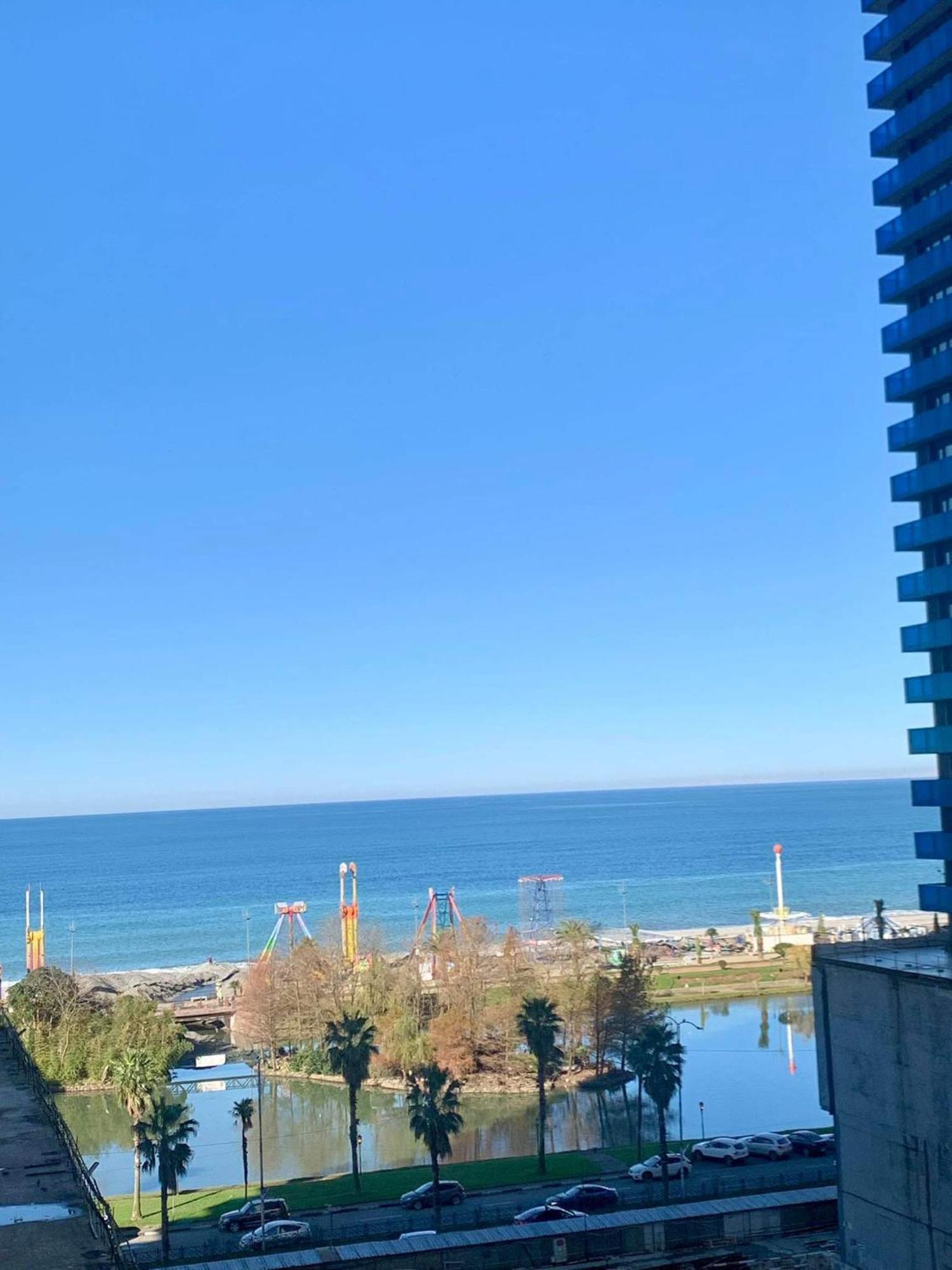 Orbi City Suite With Sea View Batumi Esterno foto